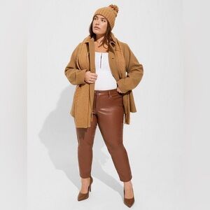 NWT 18S Torrid Perfect Skinny Faux Leather Mid Rise Pant in Root Beer 🤎